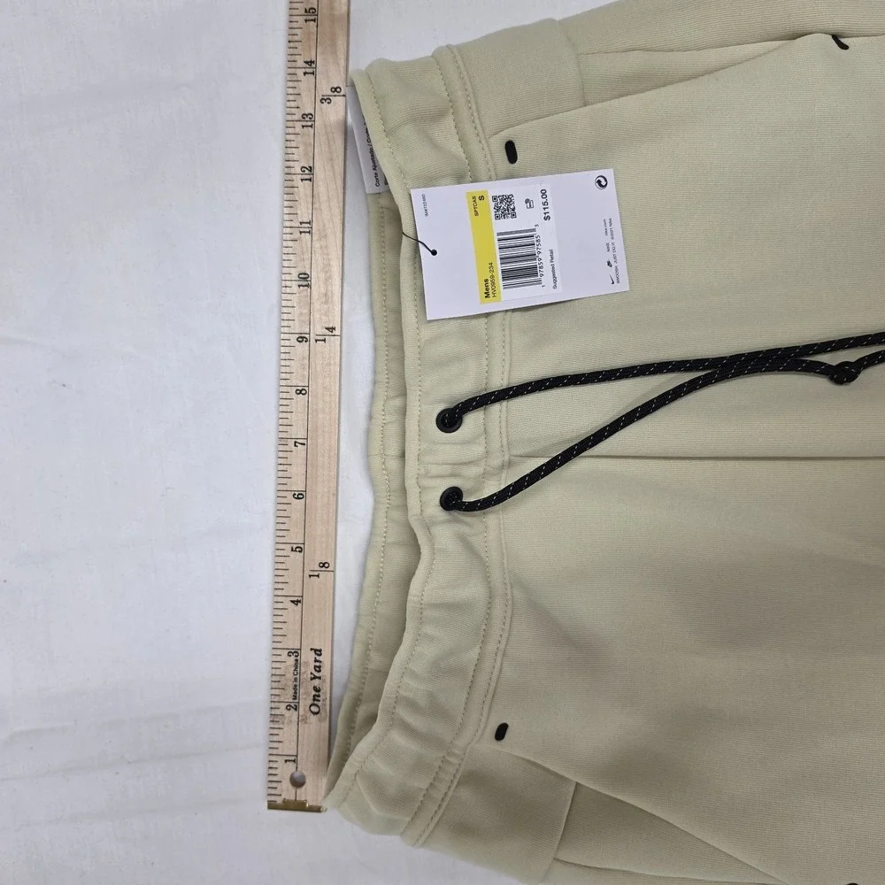 Nike Tech Fleece Jogger Pants Light Khaki Sail HV0959-234 Men's Size Small